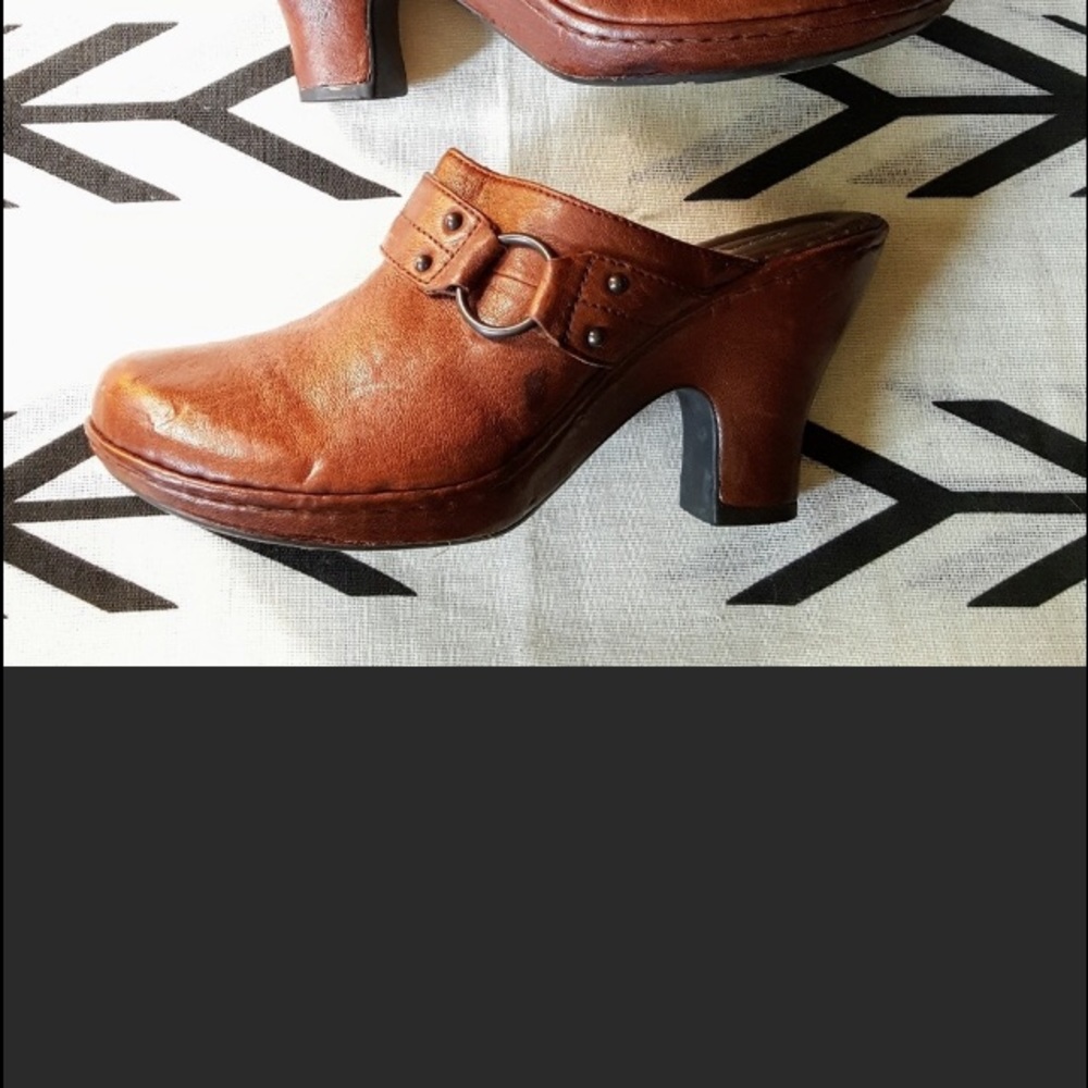 Born crown mule clog boho Very good used condition